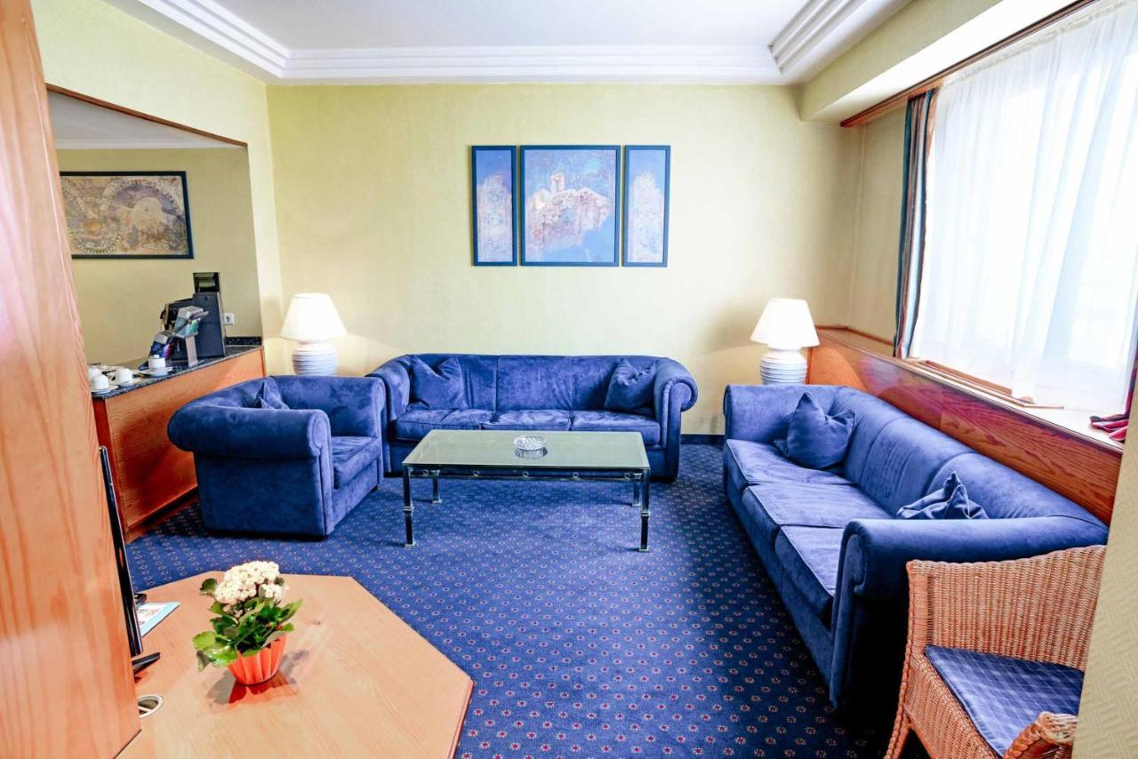 Plaza Kongresshotel Europe Stuttgart Exterior photo