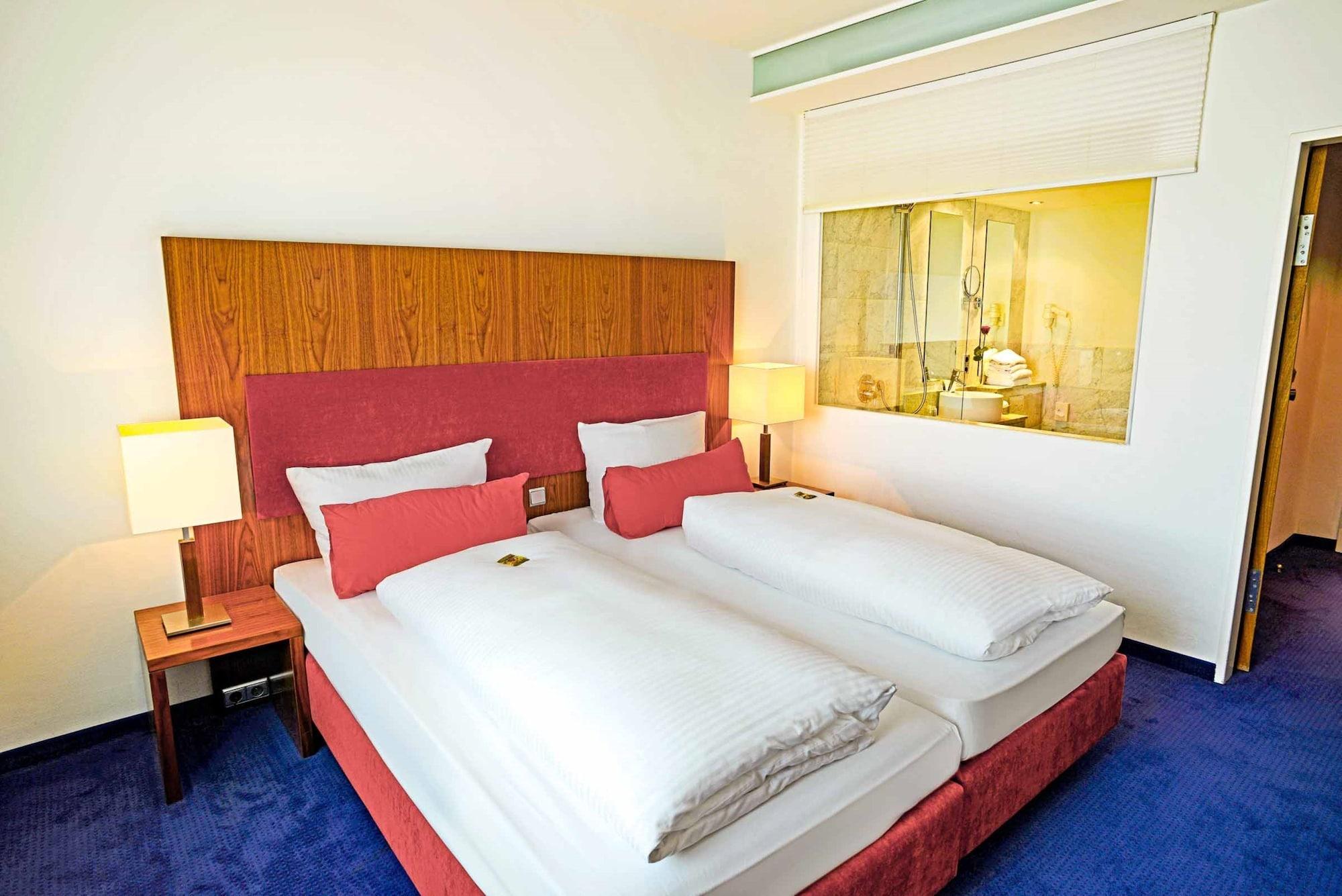 Plaza Kongresshotel Europe Stuttgart Exterior photo